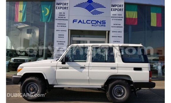 Buy Import Toyota Land Cruiser White Car in Import - Dubai in Malawi Buy Import Toyota Land Cruiser White Car in Import - Dubai in Malawi