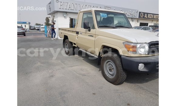 Buy Import Toyota Land Cruiser Beige Car in Import - Dubai in Malawi Buy Import Toyota Land Cruiser Beige Car in Import - Dubai in Malawi