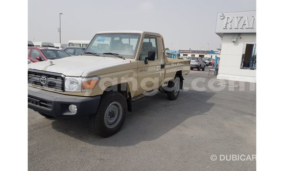 Buy Import Toyota Land Cruiser Beige Car in Import - Dubai in Malawi Buy Import Toyota Land Cruiser Beige Car in Import - Dubai in Malawi