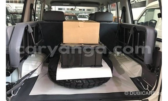 Buy Import Toyota Land Cruiser White Car in Import - Dubai in Malawi Buy Import Toyota Land Cruiser White Car in Import - Dubai in Malawi