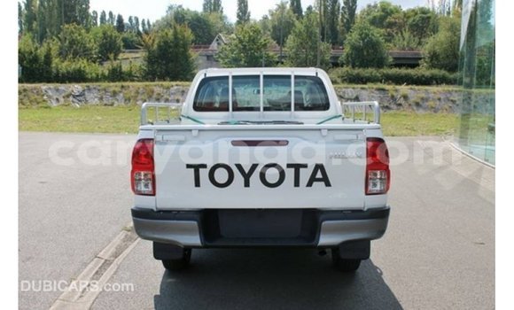 Buy Import Toyota Hilux White Car in Import - Dubai in Malawi Buy Import Toyota Hilux White Car in Import - Dubai in Malawi