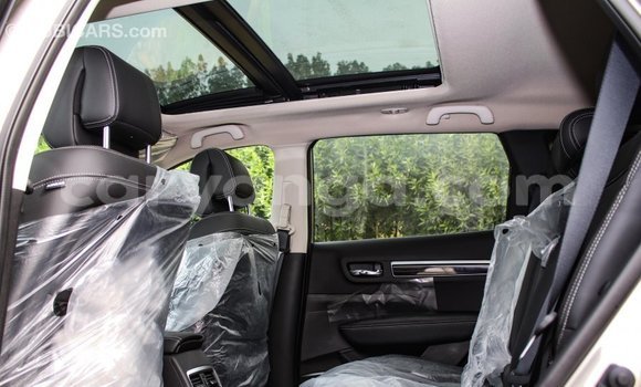 Acheter Import Voiture Renault Koleos Autre à Import - Dubai, Malawi Acheter Import Voiture Renault Koleos Autre à Import - Dubai, Malawi