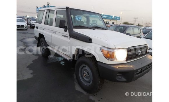 Buy Import Toyota Land Cruiser White Car in Import - Dubai in Malawi Buy Import Toyota Land Cruiser White Car in Import - Dubai in Malawi