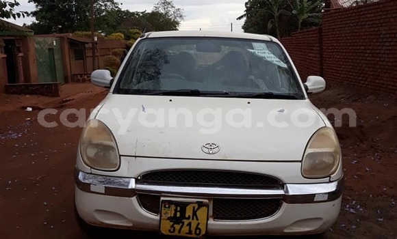 Buy Used Toyota Duet White Car in Lilongwe in Malawi Buy Used Toyota Duet White Car in Lilongwe in Malawi