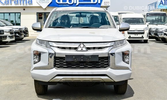Buy Import Mitsubishi L200 White Car in Import - Dubai in Malawi Buy Import Mitsubishi L200 White Car in Import - Dubai in Malawi