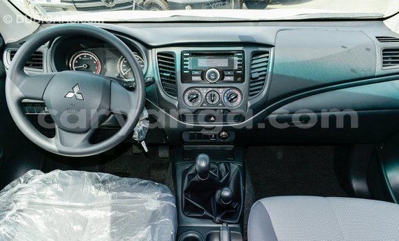 Buy Import Mitsubishi L200 White Car in Import - Dubai in Malawi Buy Import Mitsubishi L200 White Car in Import - Dubai in Malawi