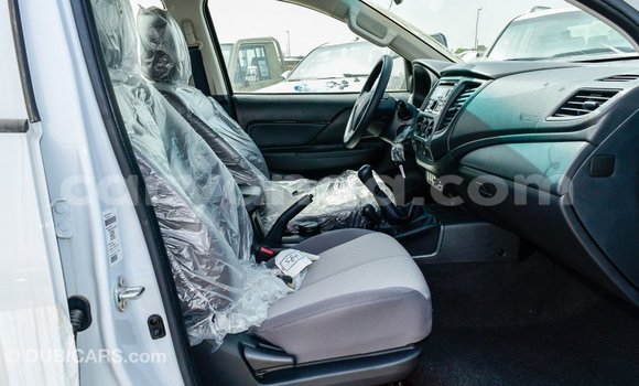 Buy Import Mitsubishi L200 White Car in Import - Dubai in Malawi Buy Import Mitsubishi L200 White Car in Import - Dubai in Malawi