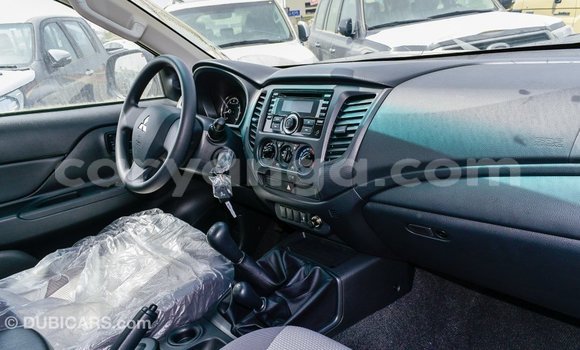 Buy Import Mitsubishi L200 White Car in Import - Dubai in Malawi Buy Import Mitsubishi L200 White Car in Import - Dubai in Malawi