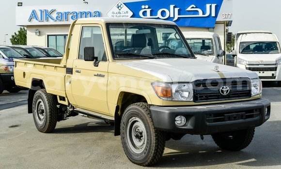 Buy Import Toyota Land Cruiser Beige Car in Import - Dubai in Malawi Buy Import Toyota Land Cruiser Beige Car in Import - Dubai in Malawi