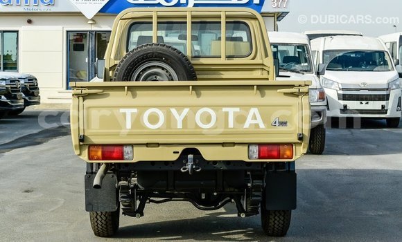 Buy Import Toyota Land Cruiser Beige Car in Import - Dubai in Malawi Buy Import Toyota Land Cruiser Beige Car in Import - Dubai in Malawi