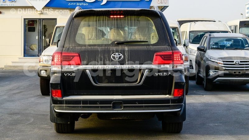 Big with watermark toyota land cruiser malawi import dubai 7884