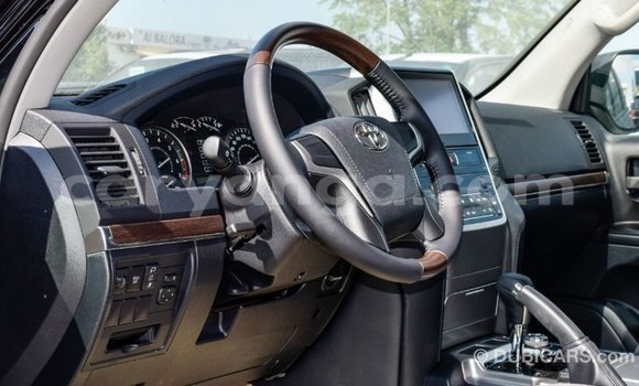 Acheter Import Voiture Toyota Land Cruiser Noir à Import - Dubai, Malawi Acheter Import Voiture Toyota Land Cruiser Noir à Import - Dubai, Malawi