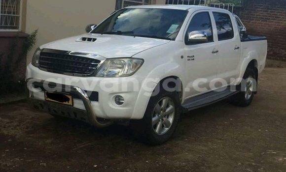 Buy Used Toyota Hilux White Car in Limete in Malawi Buy Used Toyota Hilux White Car in Limete in Malawi