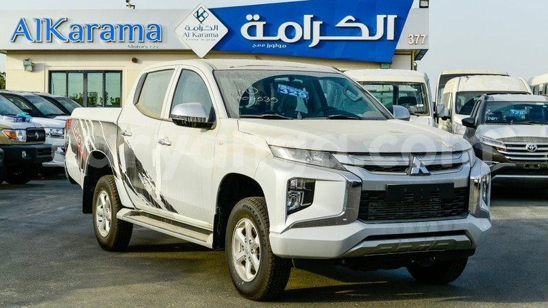 Big with watermark mitsubishi l200 malawi import dubai 7891