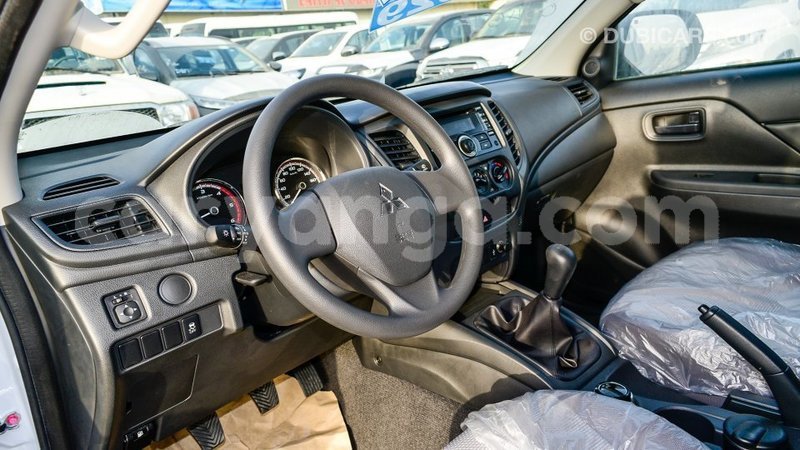Big with watermark mitsubishi l200 malawi import dubai 7891