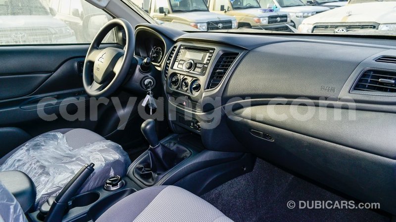 Big with watermark mitsubishi l200 malawi import dubai 7891