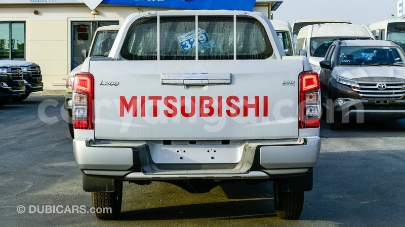 Big with watermark mitsubishi l200 malawi import dubai 7891