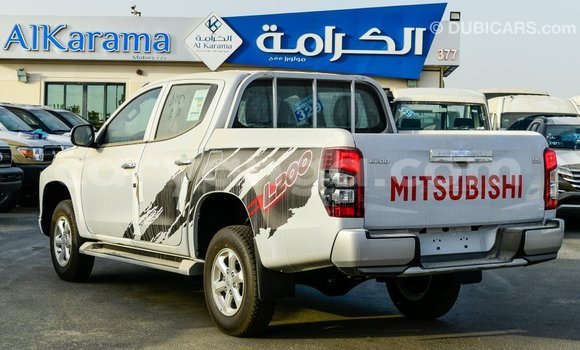 Buy Import Mitsubishi L200 White Car in Import - Dubai in Malawi Buy Import Mitsubishi L200 White Car in Import - Dubai in Malawi