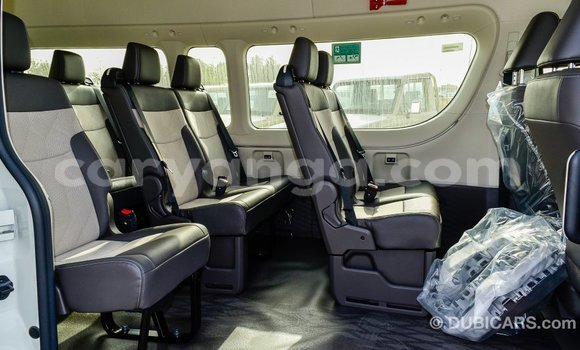 Buy Import Toyota Hiace White Car in Import - Dubai in Malawi Buy Import Toyota Hiace White Car in Import - Dubai in Malawi