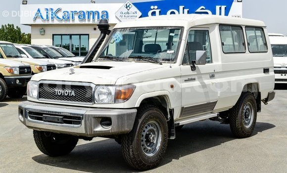 Buy Import Toyota Land Cruiser White Car in Import - Dubai in Malawi Buy Import Toyota Land Cruiser White Car in Import - Dubai in Malawi