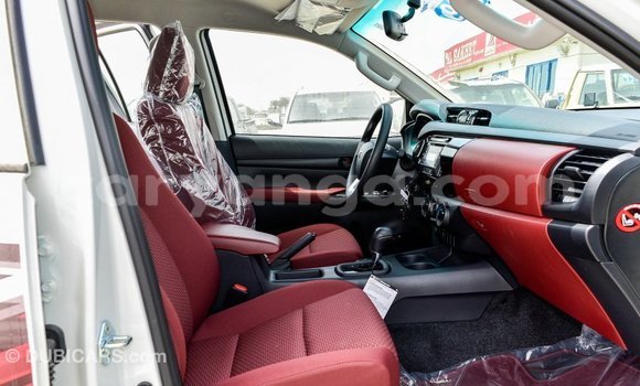 Buy Import Toyota Hilux White Car in Import - Dubai in Malawi Buy Import Toyota Hilux White Car in Import - Dubai in Malawi