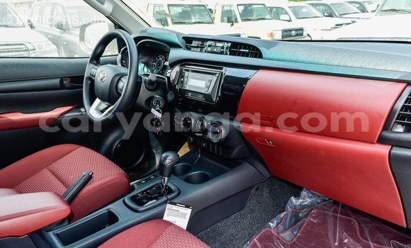 Buy Import Toyota Hilux White Car in Import - Dubai in Malawi Buy Import Toyota Hilux White Car in Import - Dubai in Malawi