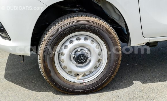 Buy Import Toyota Hilux White Car in Import - Dubai in Malawi Buy Import Toyota Hilux White Car in Import - Dubai in Malawi