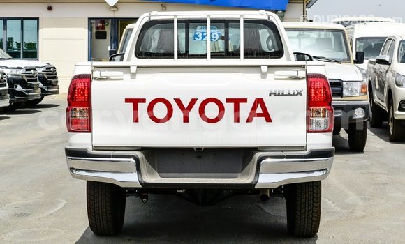 Buy Import Toyota Hilux White Car in Import - Dubai in Malawi Buy Import Toyota Hilux White Car in Import - Dubai in Malawi