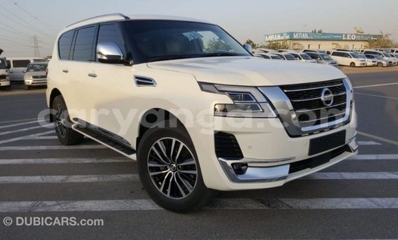 Acheter Import Voiture Nissan Patrol Blanc à Import - Dubai, Malawi Acheter Import Voiture Nissan Patrol Blanc à Import - Dubai, Malawi