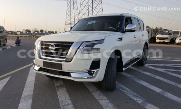 Acheter Import Voiture Nissan Patrol Blanc à Import - Dubai, Malawi Acheter Import Voiture Nissan Patrol Blanc à Import - Dubai, Malawi