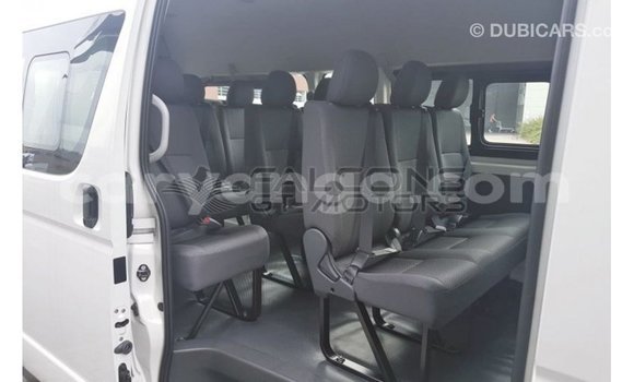 Buy Import Toyota Hiace White Car in Import - Dubai in Malawi Buy Import Toyota Hiace White Car in Import - Dubai in Malawi