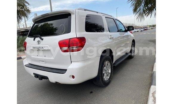Buy Import Toyota Sequoia White Car in Import - Dubai in Malawi Buy Import Toyota Sequoia White Car in Import - Dubai in Malawi