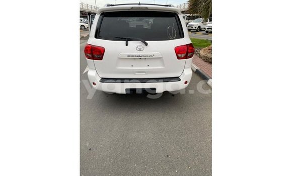 Buy Import Toyota Sequoia White Car in Import - Dubai in Malawi Buy Import Toyota Sequoia White Car in Import - Dubai in Malawi