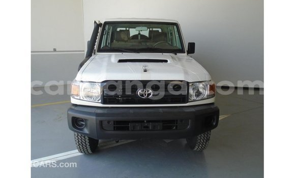 Buy Import Toyota Land Cruiser White Car in Import - Dubai in Malawi Buy Import Toyota Land Cruiser White Car in Import - Dubai in Malawi