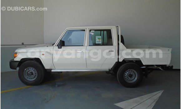 Buy Import Toyota Land Cruiser White Car in Import - Dubai in Malawi Buy Import Toyota Land Cruiser White Car in Import - Dubai in Malawi