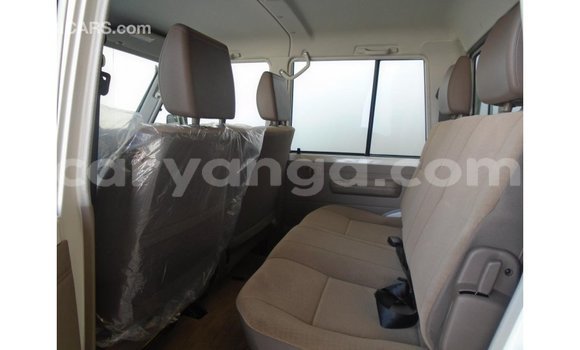 Buy Import Toyota Land Cruiser White Car in Import - Dubai in Malawi Buy Import Toyota Land Cruiser White Car in Import - Dubai in Malawi