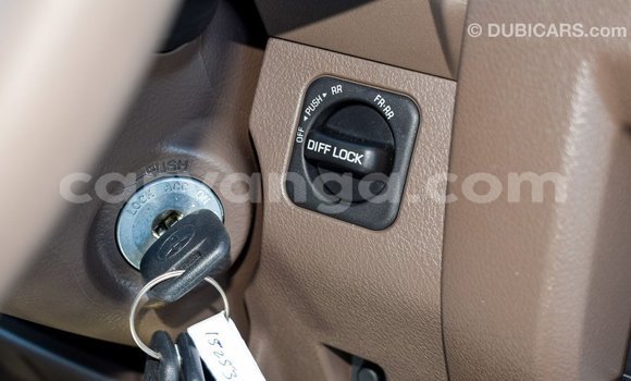 Buy Import Toyota Land Cruiser Beige Car in Import - Dubai in Malawi Buy Import Toyota Land Cruiser Beige Car in Import - Dubai in Malawi