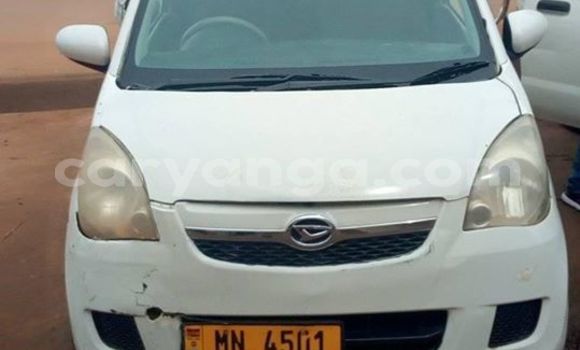 Buy Used Daihatsu Mira White Car in Lilongwe in Malawi