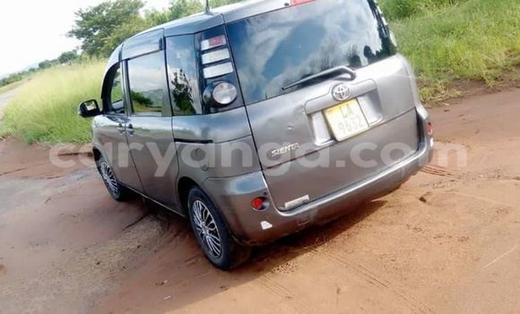 Buy Used Toyota Sienta Black Car in Lilongwe in Malawi Buy Used Toyota Sienta Black Car in Lilongwe in Malawi