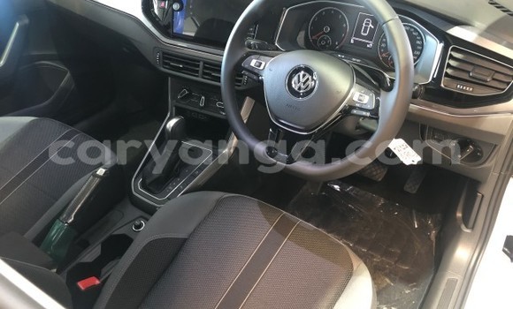 Nunua Ilio tumika Volkswagen Polo White Gari ndani ya Lilongwe nchini Malawi Nunua Ilio tumika Volkswagen Polo White Gari ndani ya Lilongwe nchini Malawi