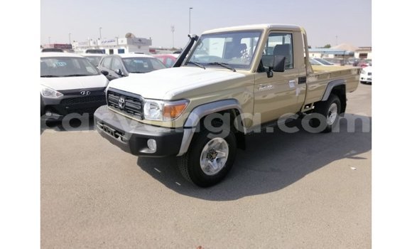Buy Import Toyota Land Cruiser Beige Car in Import - Dubai in Malawi Buy Import Toyota Land Cruiser Beige Car in Import - Dubai in Malawi