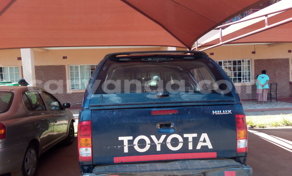 Acheter Occasion Voiture Toyota Hilux Bleu à Lilongwe, Malawi Acheter Occasion Voiture Toyota Hilux Bleu à Lilongwe, Malawi