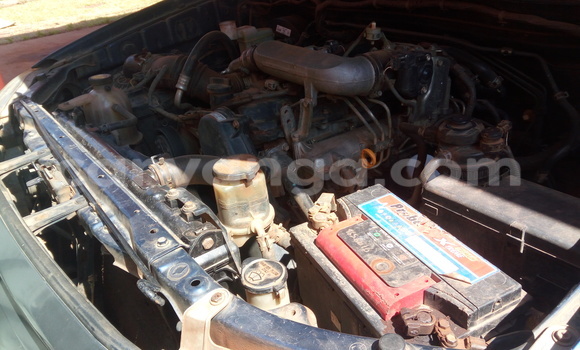 Acheter Occasion Voiture Toyota Hilux Bleu à Lilongwe, Malawi Acheter Occasion Voiture Toyota Hilux Bleu à Lilongwe, Malawi