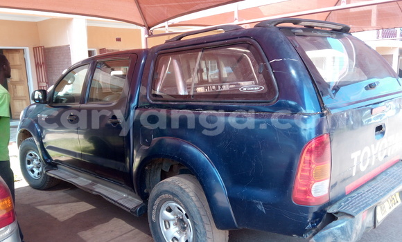Acheter Occasion Voiture Toyota Hilux Bleu à Lilongwe, Malawi Acheter Occasion Voiture Toyota Hilux Bleu à Lilongwe, Malawi