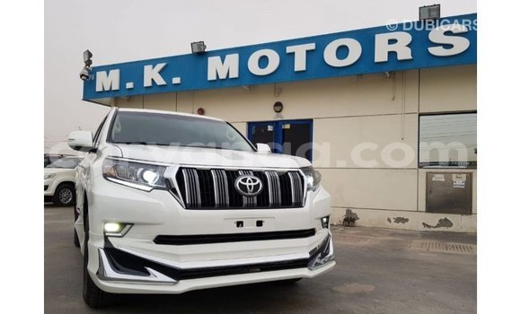 Nunua Imported Toyota Prado White Gari ndani ya Import - Dubai nchini Malawi Nunua Imported Toyota Prado White Gari ndani ya Import - Dubai nchini Malawi