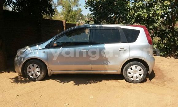 Buy Used Nissan 350Z Silver Car in Blantyre in Malawi