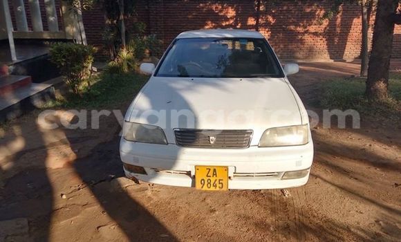 Buy Used Toyota 4Runner White Car in Lilongwe in Malawi Buy Used Toyota 4Runner White Car in Lilongwe in Malawi