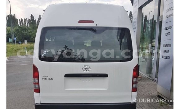 Buy Import Toyota Hiace White Car in Import - Dubai in Malawi Buy Import Toyota Hiace White Car in Import - Dubai in Malawi