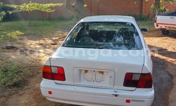 Buy Used Toyota 4Runner White Car in Lilongwe in Malawi Buy Used Toyota 4Runner White Car in Lilongwe in Malawi