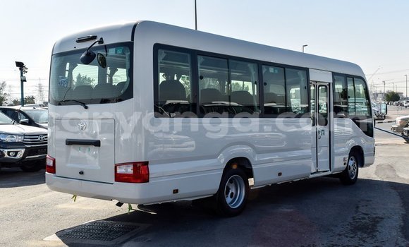 Buy Import Toyota Coaster White Car in Import - Dubai in Malawi Buy Import Toyota Coaster White Car in Import - Dubai in Malawi